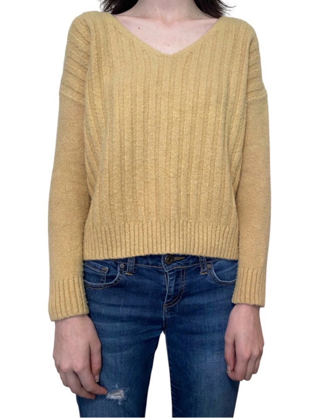 GAP Ribbed V-Neck Sweater in Camel vertical stripes size small